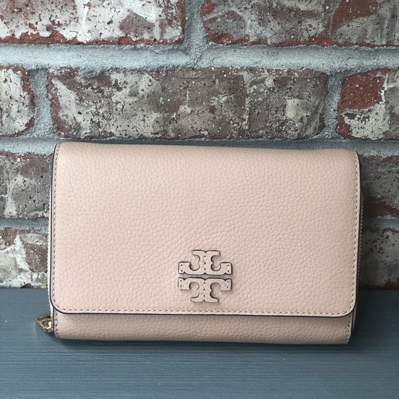 Tory Burch Handbags - New Tory Burch Taylor Wallet Cross Body